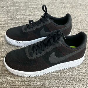 Men’s Nike Air Force 1 Crater Black/Red Size 10